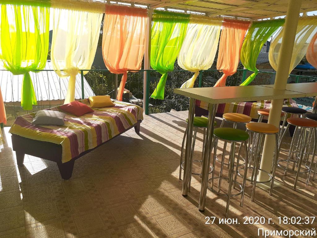 photo1
