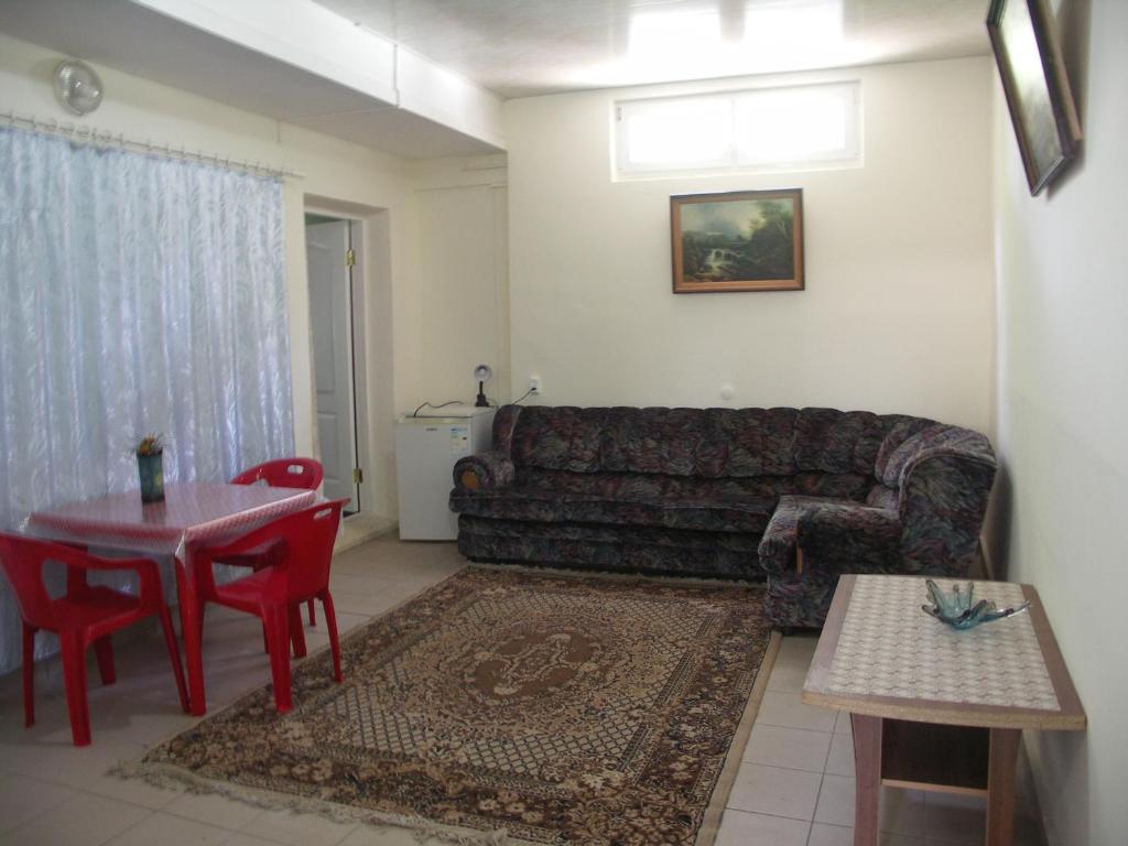 photo1