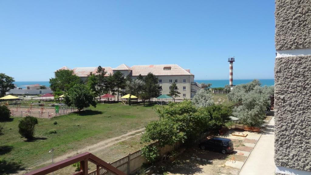 photo3