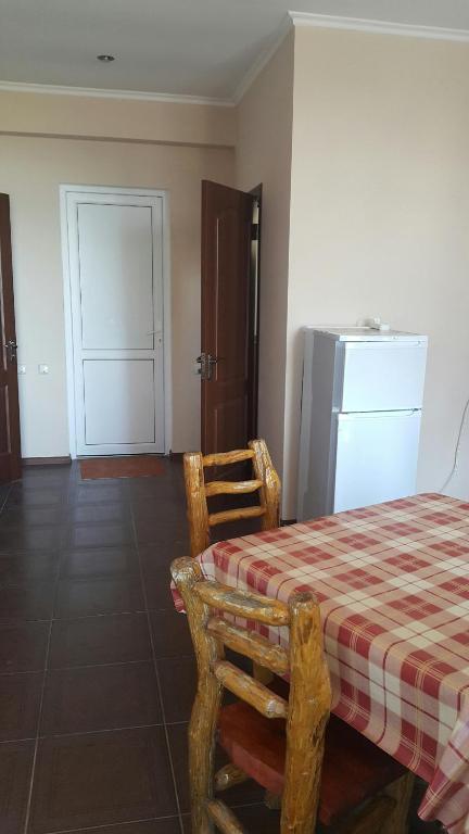 photo2
