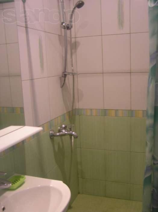 photo1