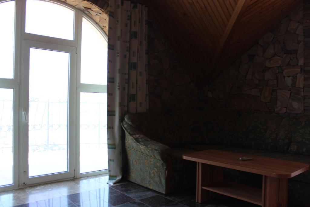 photo2