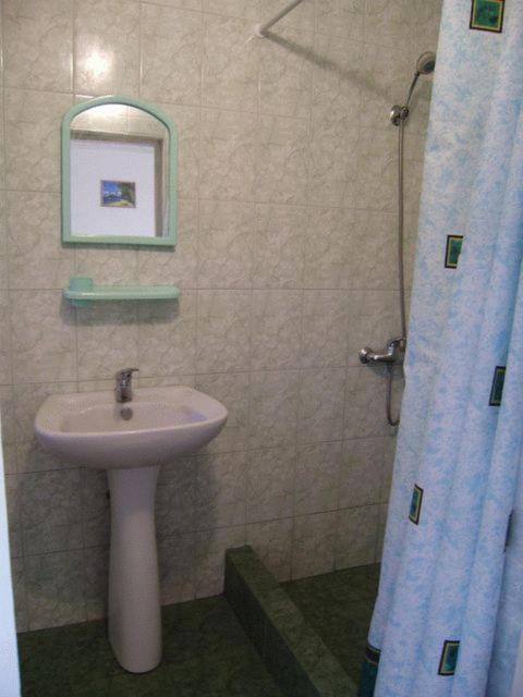 photo2