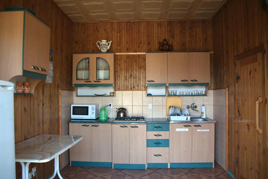 photo1