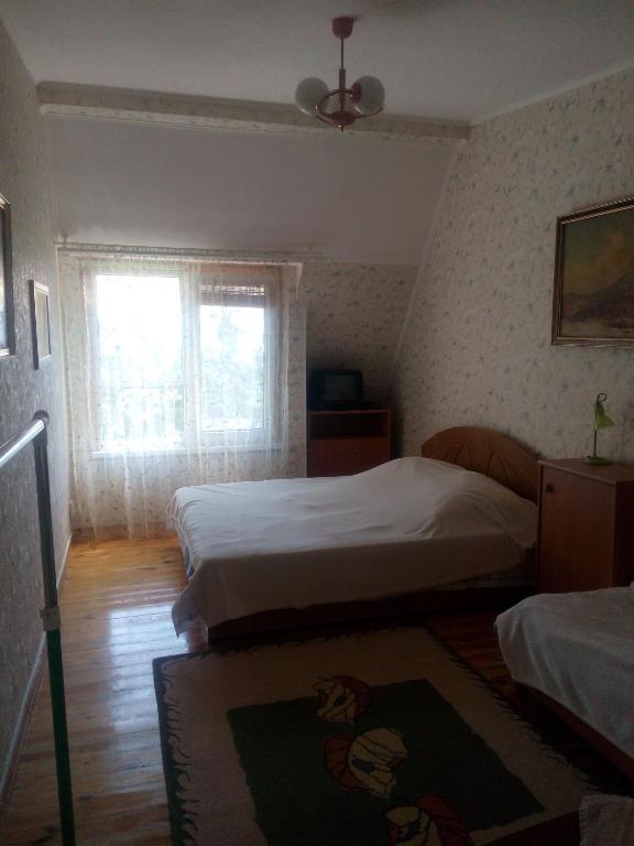 photo1