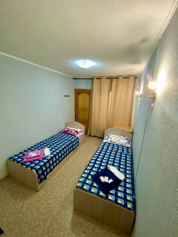 photo1