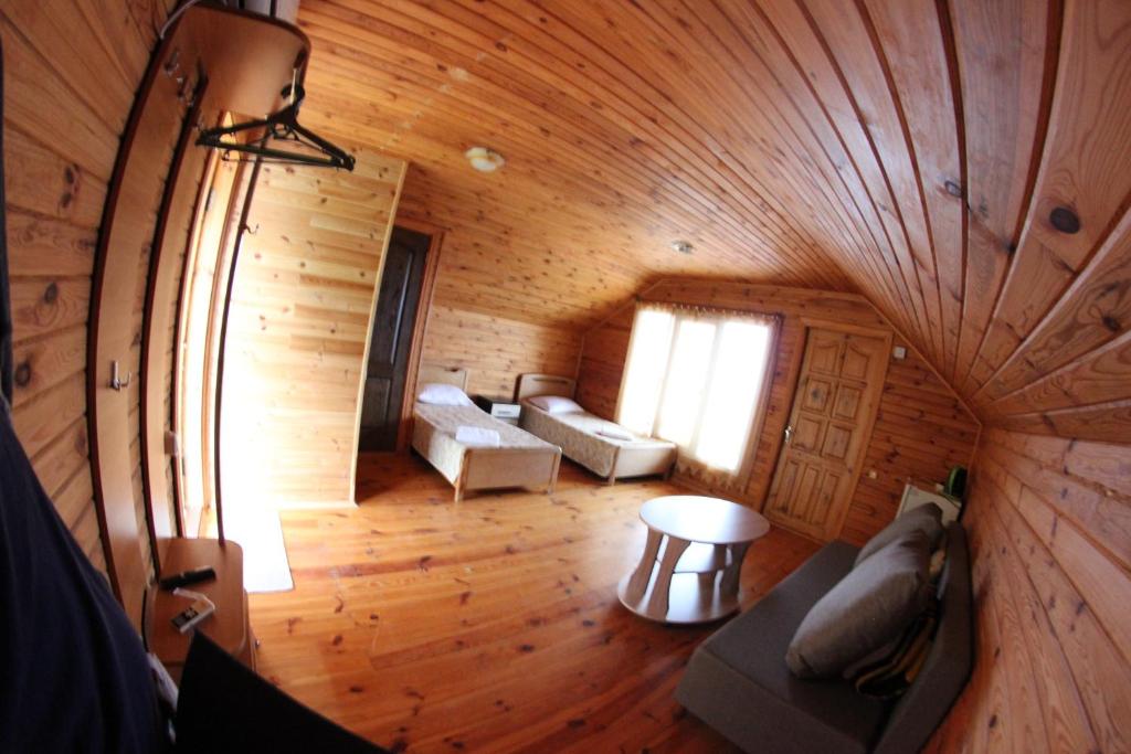 photo1