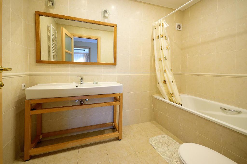 photo1