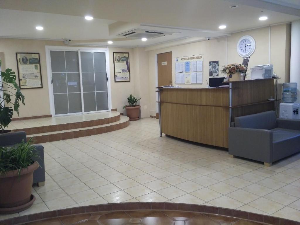 photo1