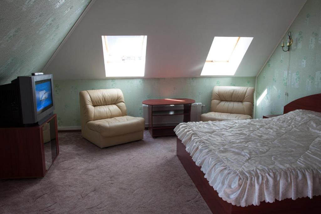 photo1