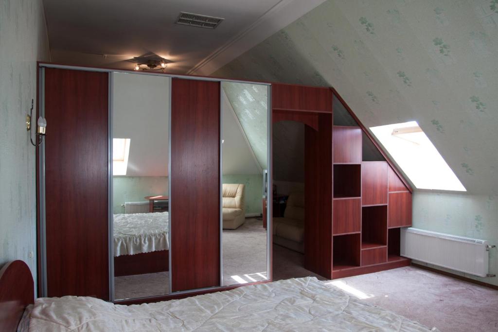 photo2