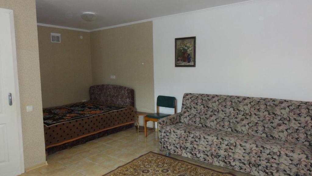 photo1
