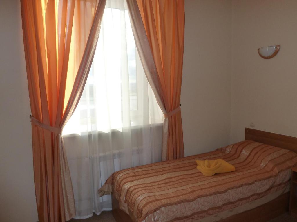 photo1