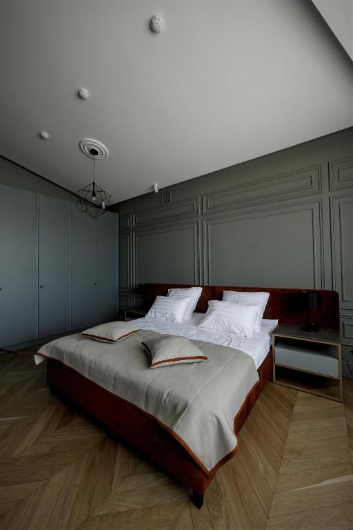 photo1