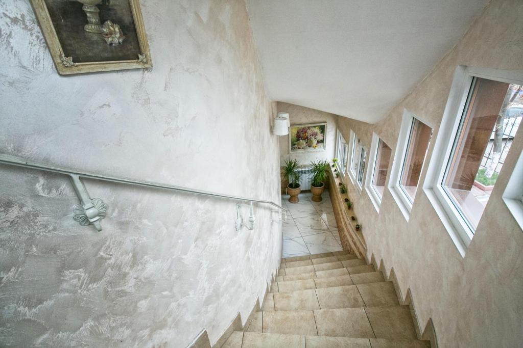 photo1