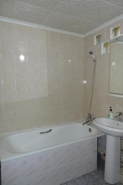 photo2