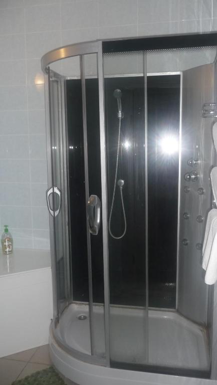 photo2