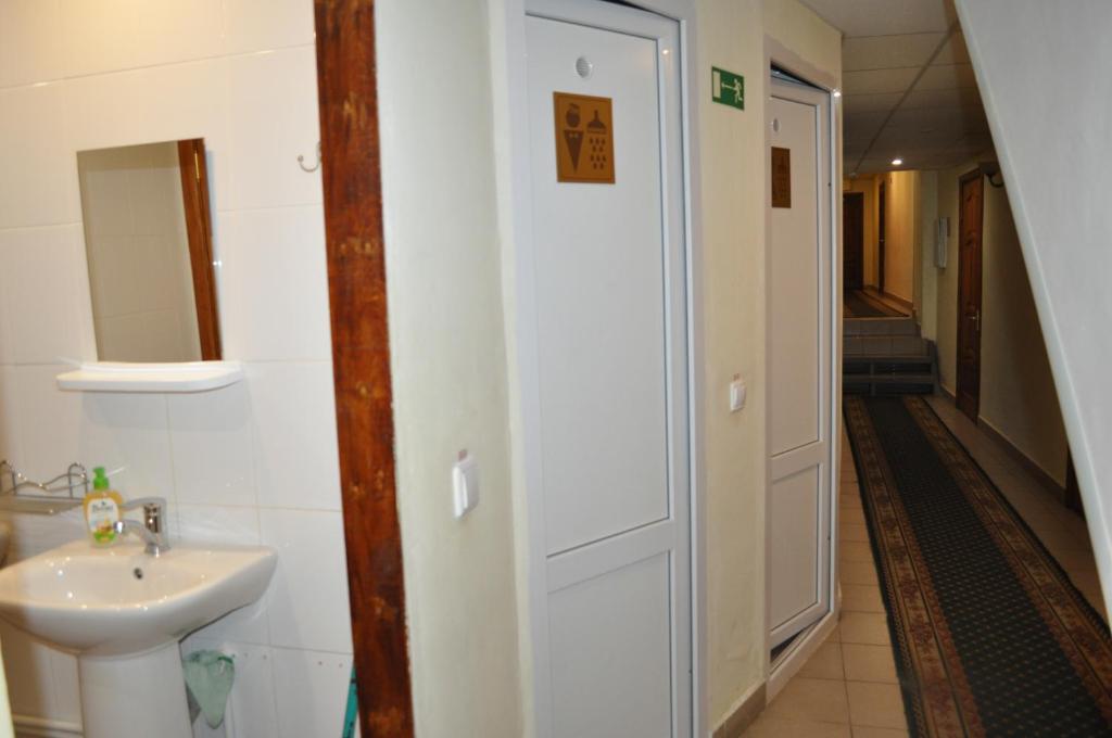 photo1