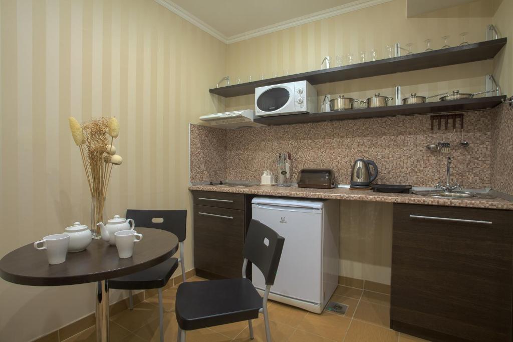 photo2