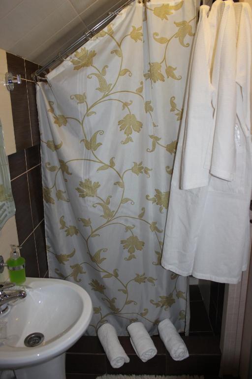 photo3