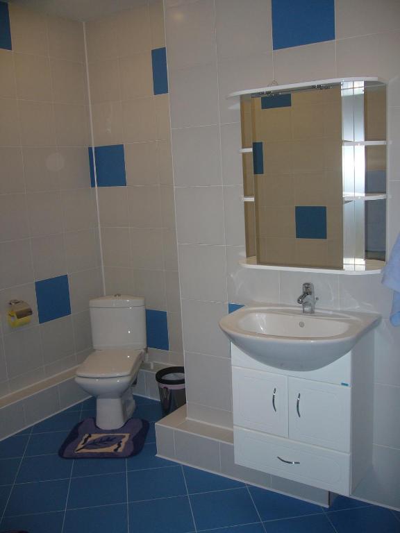 photo2
