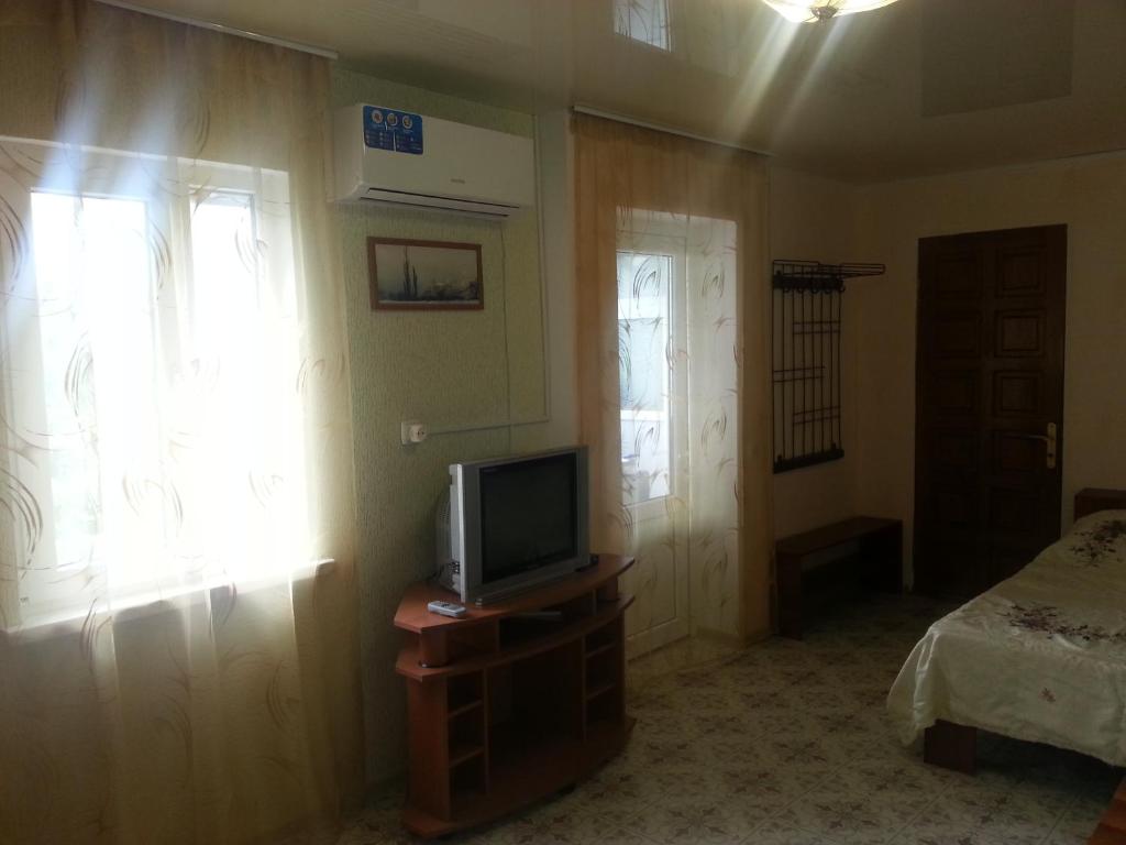 photo1