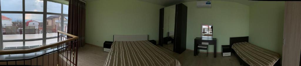 photo1