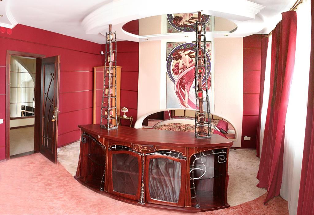 photo1