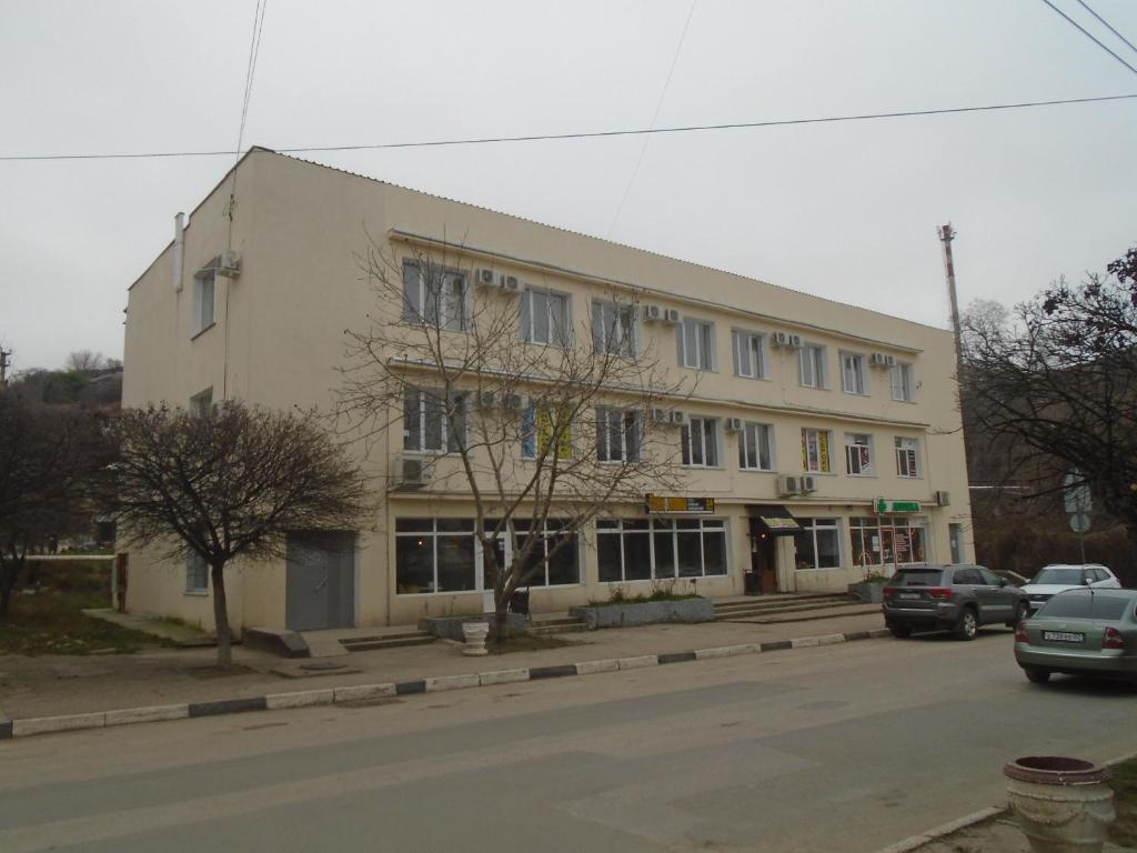 photo1