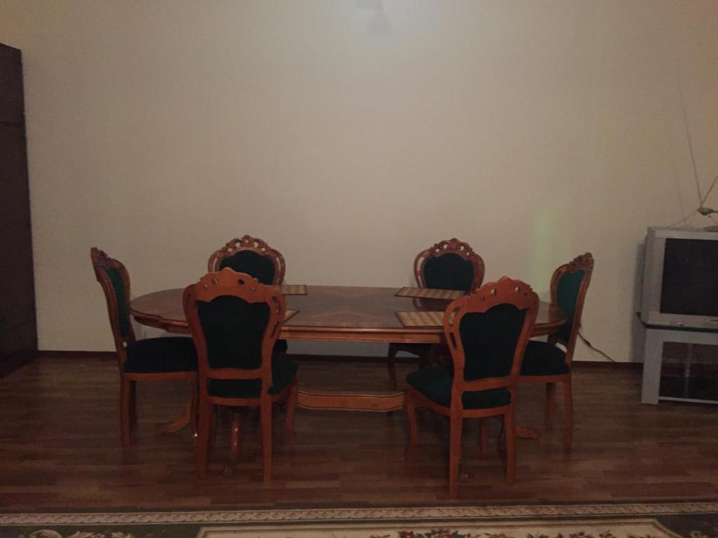 photo1