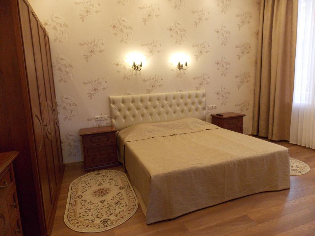 photo1