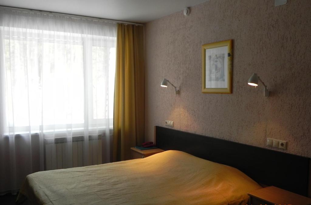 photo1