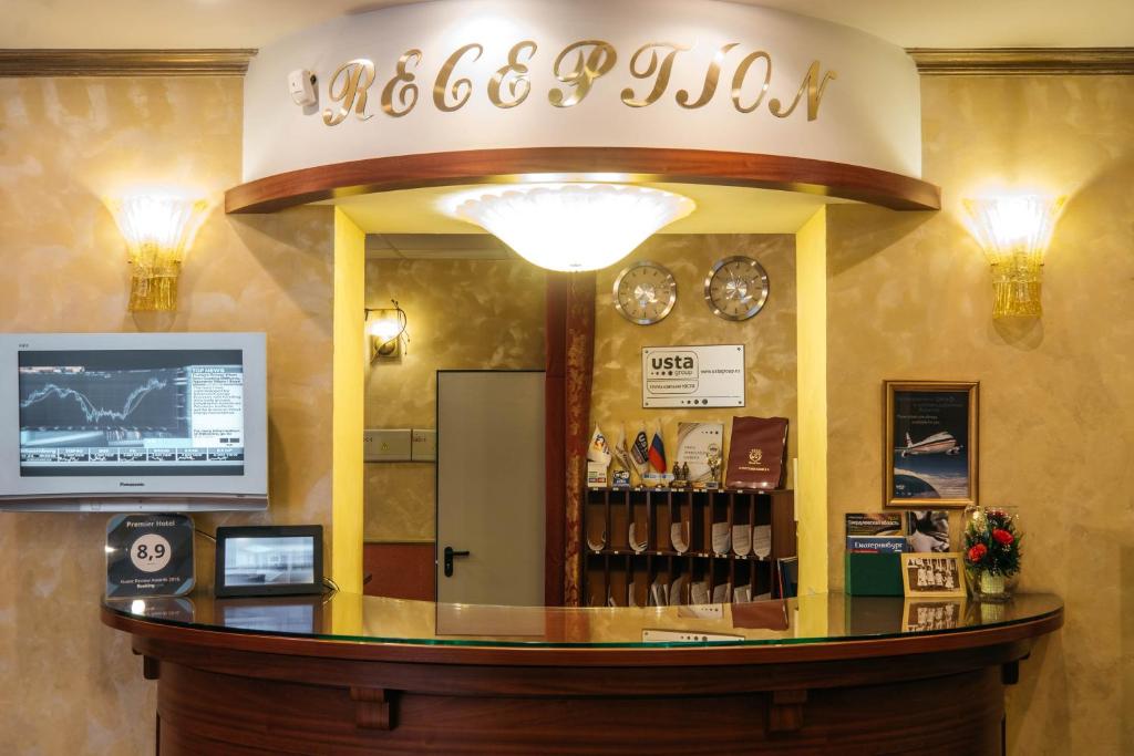 photo1