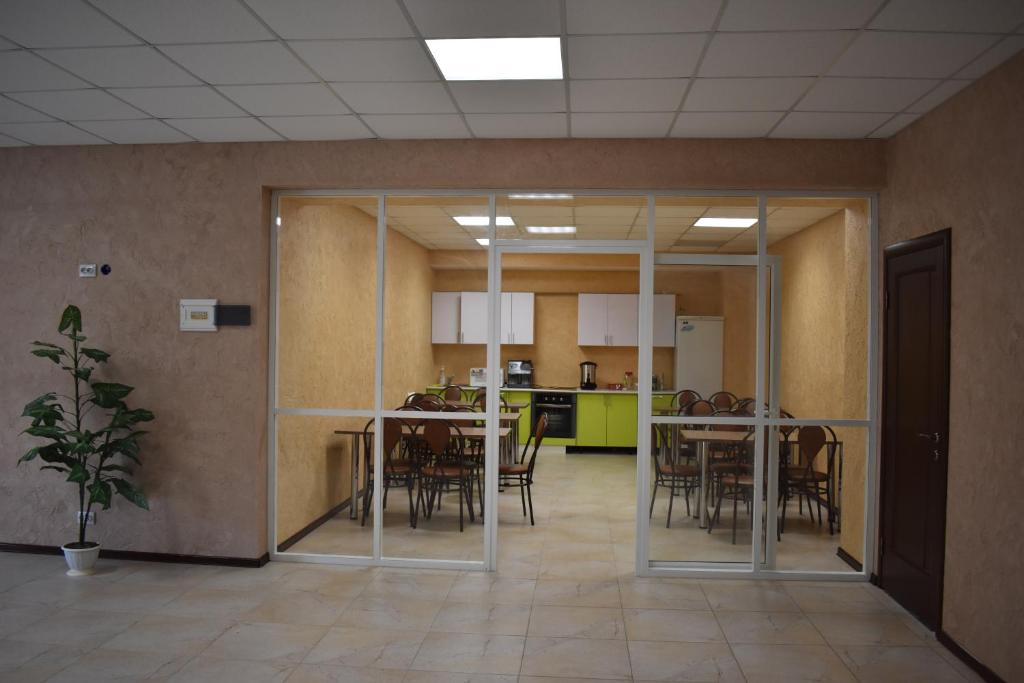 photo1