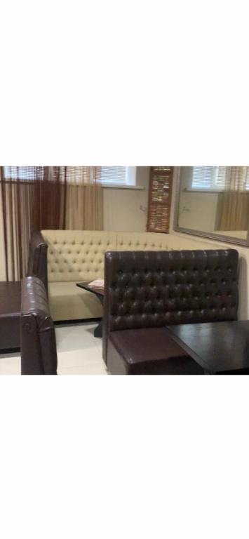 photo1