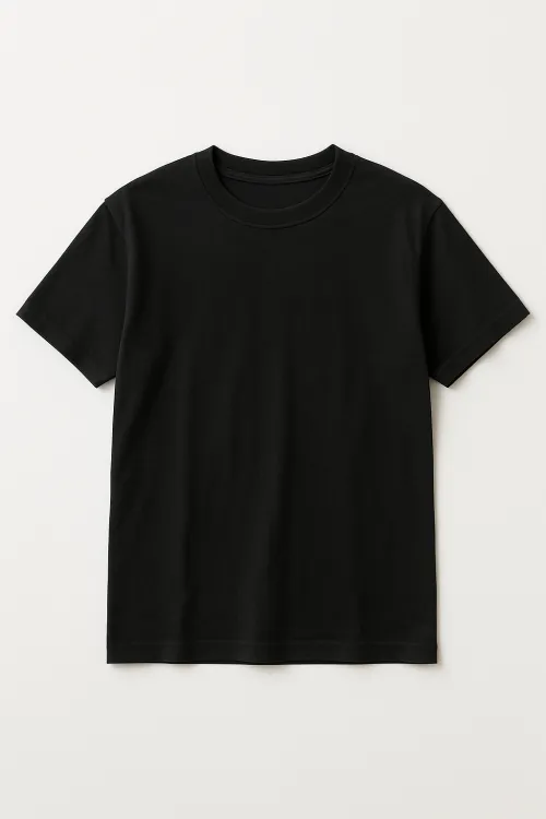 Elegant black t-shirt with a round neckline for everyday wear