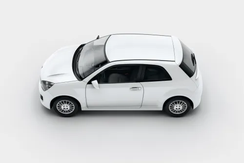 Vista superior de un automóvil compacto blanco de ciudad con ventanas negras