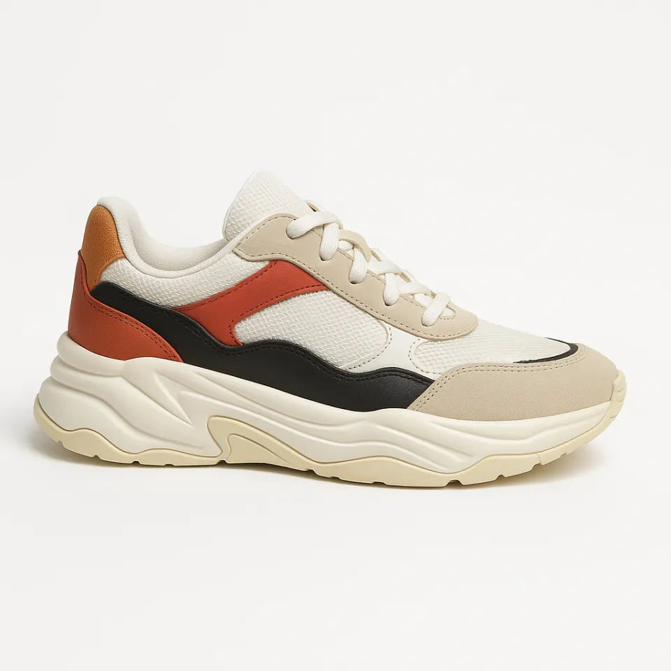 Sneakers with a mesh upper and contrasting accents, a stylish choice