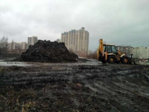 Автостоянка на Латышских Стрелков
