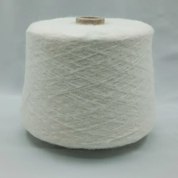 Filcom, Arianna, Ангора 40% Меринос 20% Шёлк 40%, Молочный/Сливки (Panna)