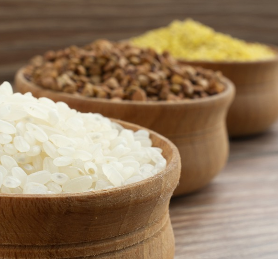 Пшенная каша с черносливом