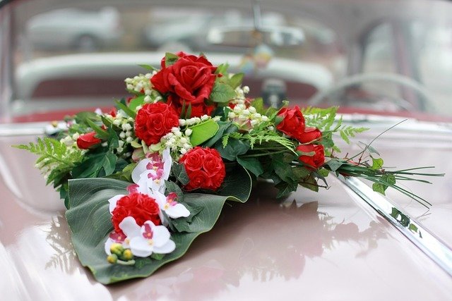 Лимузин на выписку из роддома