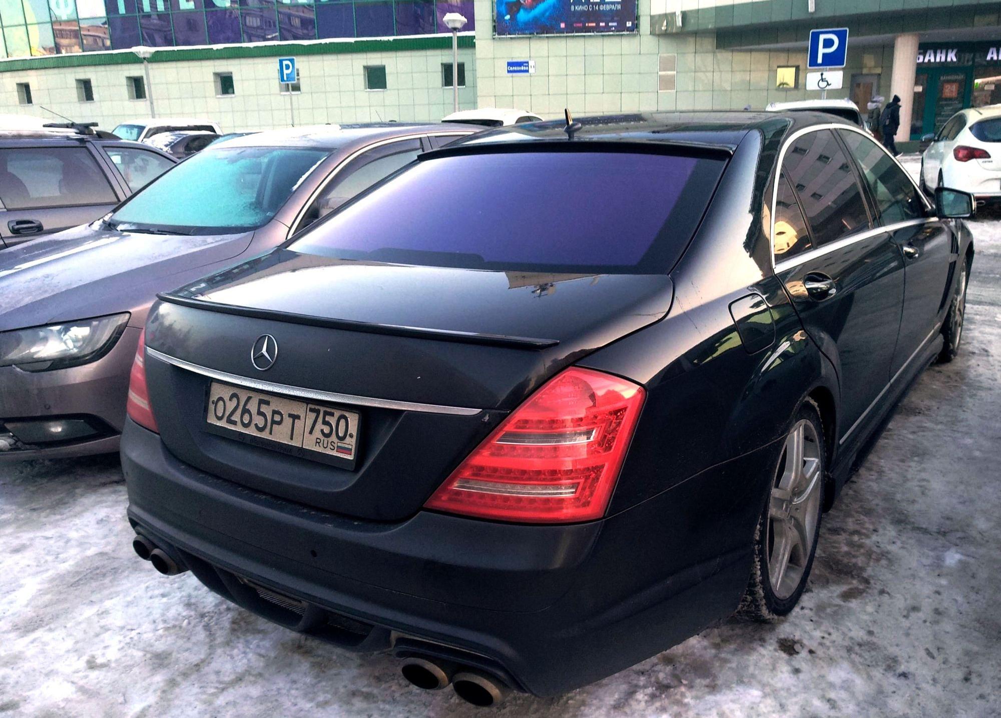 Автомобиль госномер О265РТ750