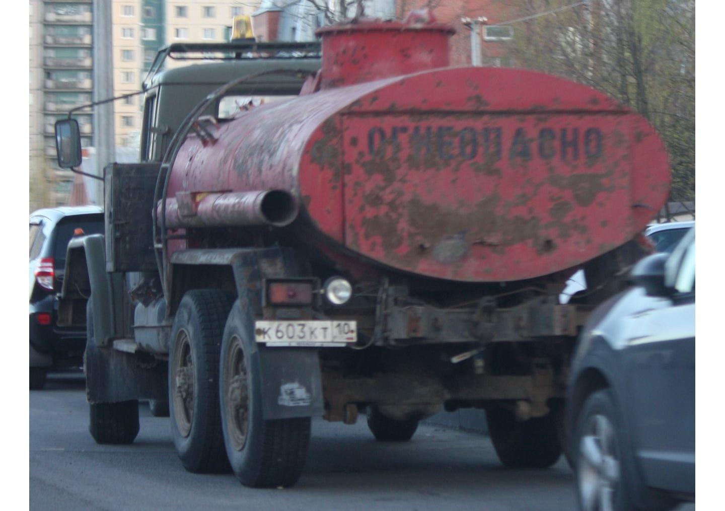 Автомобиль госномер К603КТ10