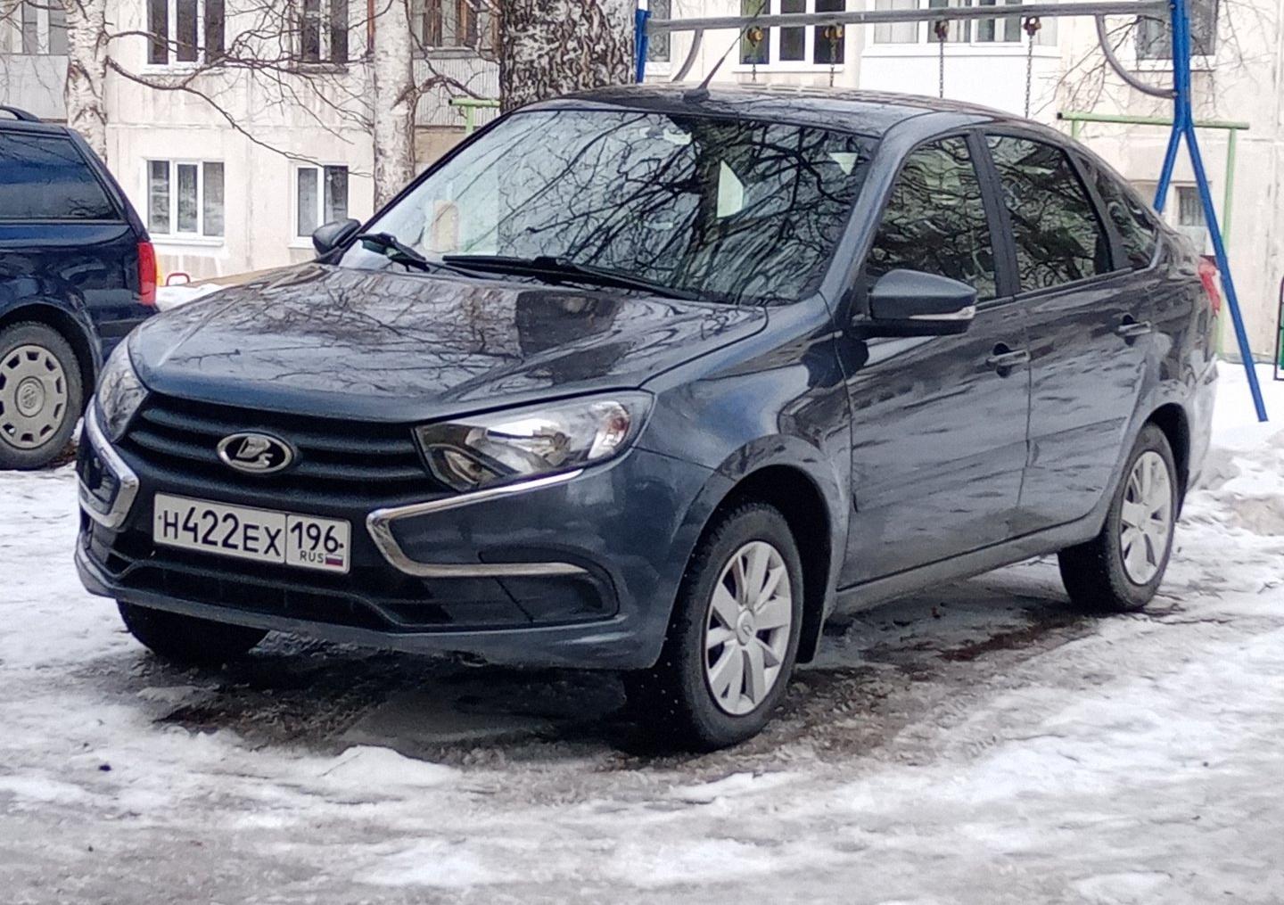 Автомобиль госномер Н422ЕХ196