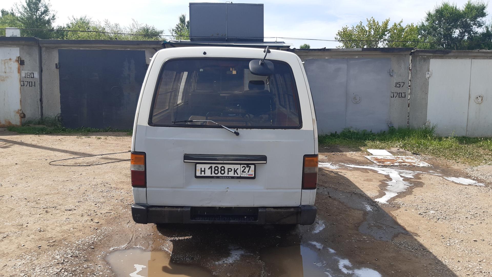 Автомобиль госномер Н188РК27