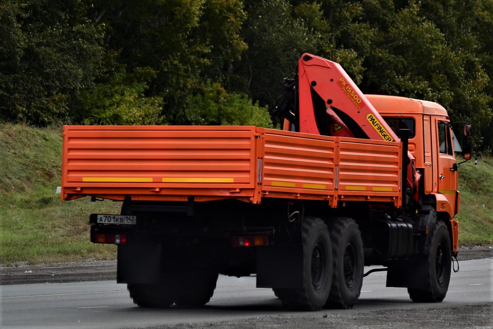 Автомобиль госномер А701КВ142
