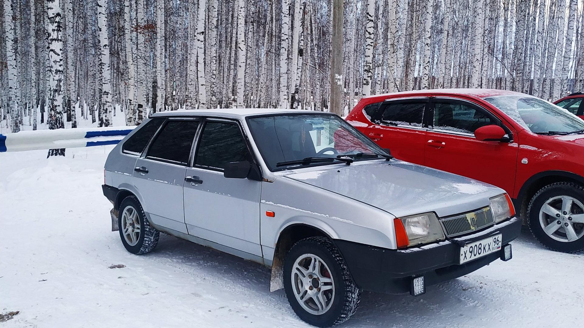 Автомобиль госномер Х908КХ96