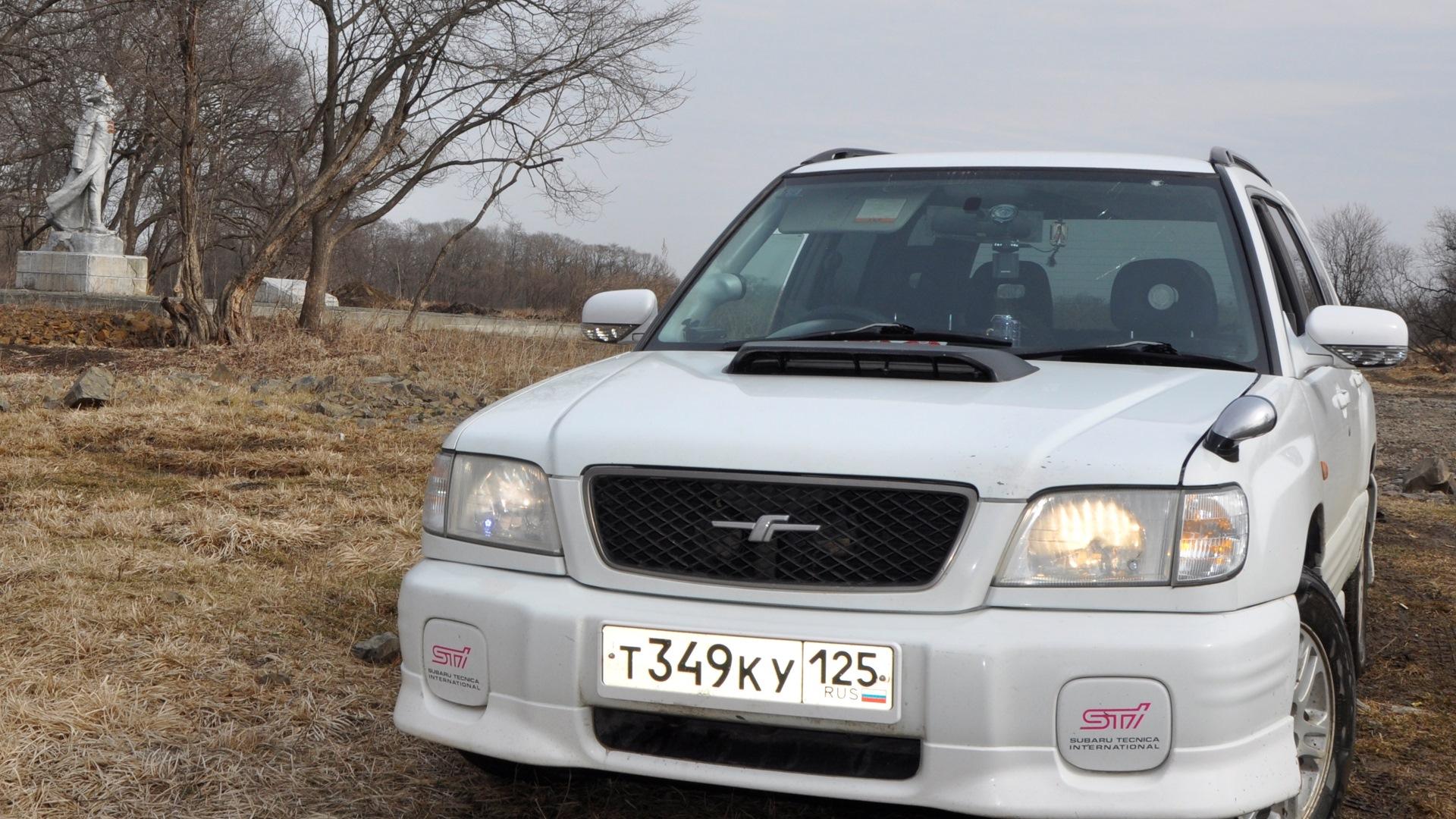 Автомобиль госномер Т349КУ125