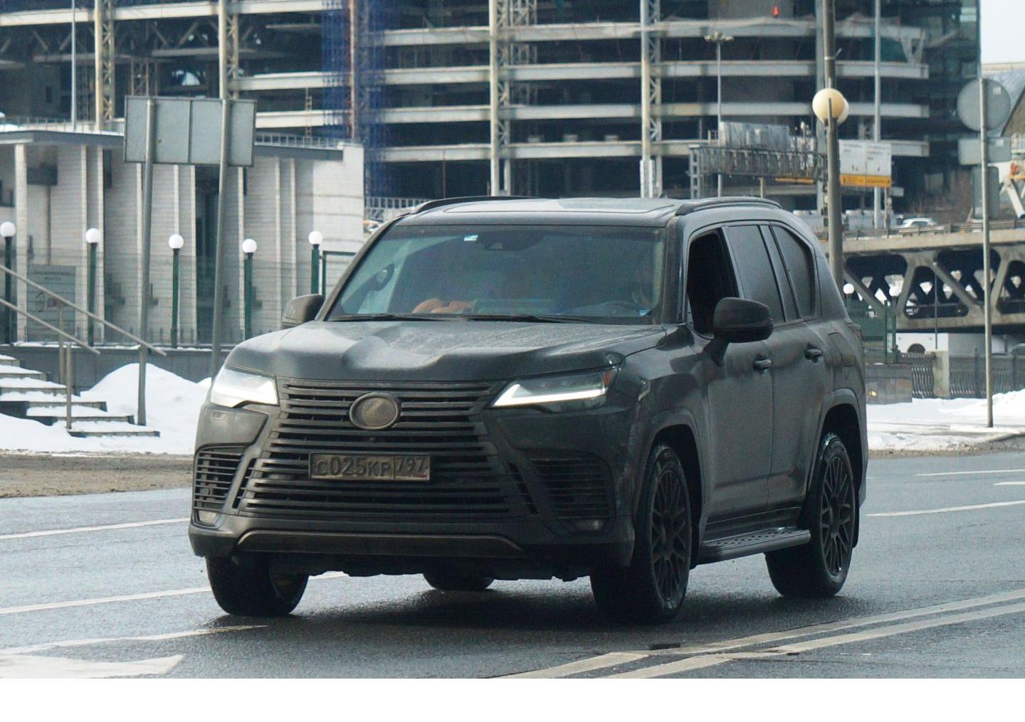 Автомобиль госномер С025КР797